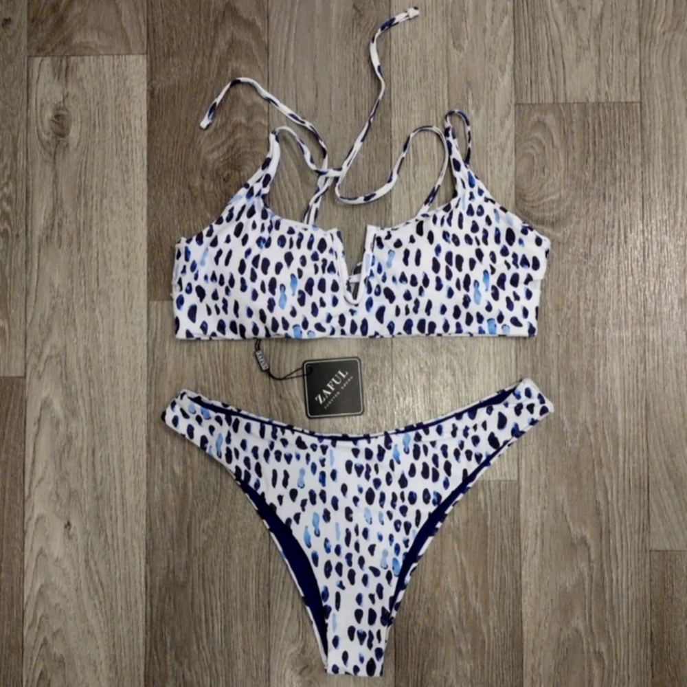 Zaful V-Wire Dalmatian Print Bikini Set
